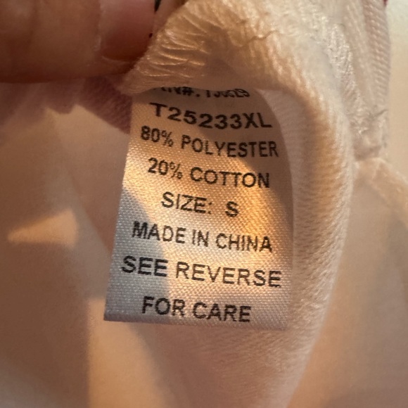 NWOT Colorful Sequined Egg Patterned White and Pink trim Top - Picture 4 of 5